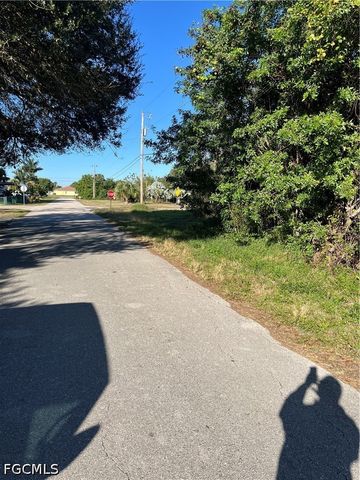 2603 E 7th ST, Lehigh Acres, FL 33936