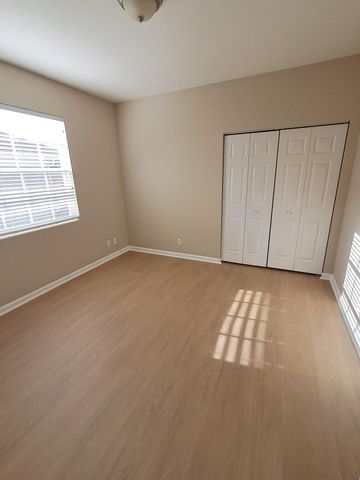 6729 Bulrush Court, Greenacres, FL 33413