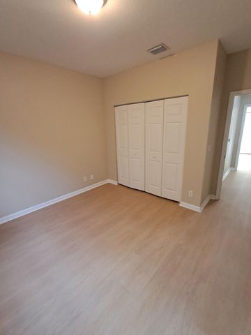 6729 Bulrush Court, Greenacres, FL 33413