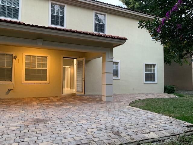 6729 Bulrush Court, Greenacres, FL 33413