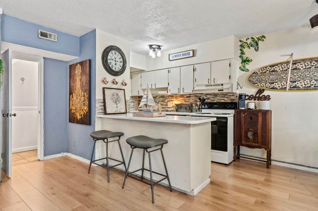 304 21st Ave S Apt 6F, Myrtle Beach, SC 29577