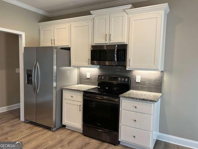 732 E Jefferson Street, Hoschton, GA 30548