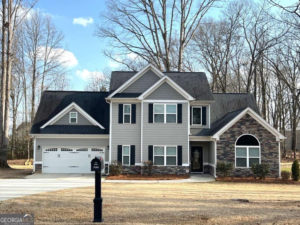 732 E Jefferson Street, Hoschton, GA 30548