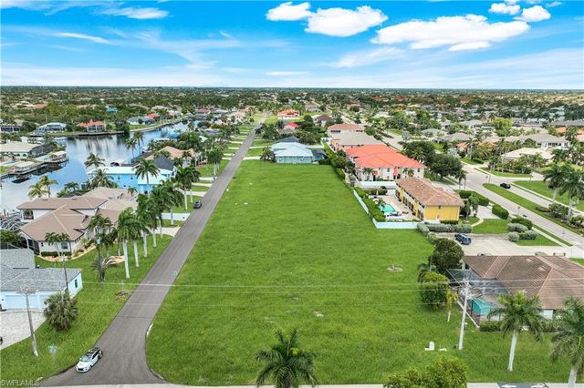 5425 16th PL, Cape Coral, FL 33914