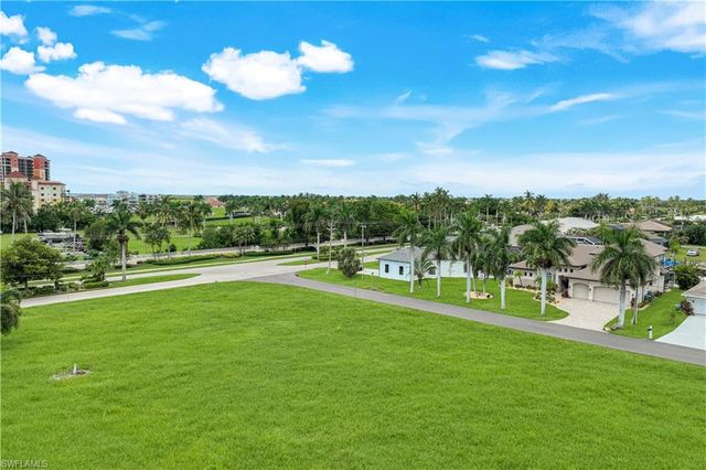 5425 16th PL, Cape Coral, FL 33914