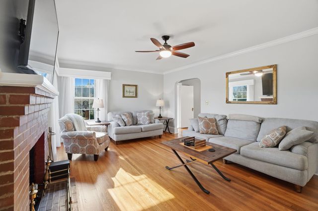 208 E Fairview Avenue, Gafffney, SC 29341