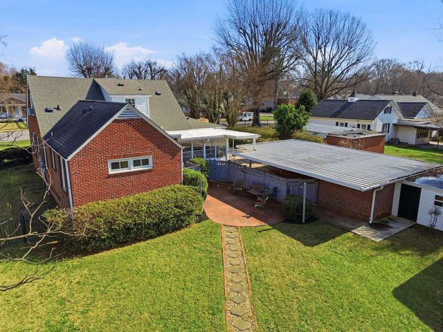 208 E Fairview Avenue, Gafffney, SC 29341