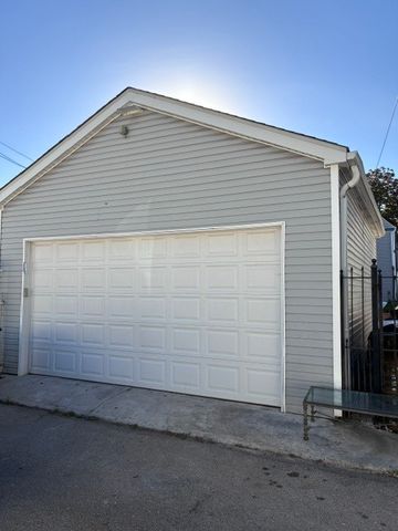 4605 S Fairfield Avenue, Chicago, IL 60632