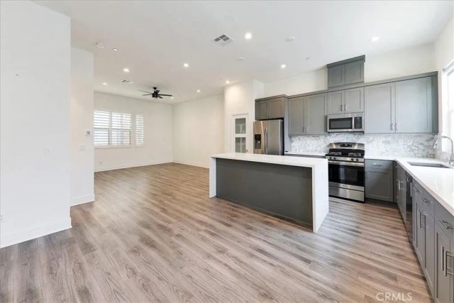 987 E Mason Lane 129, Anaheim, CA 92805