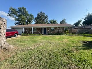 403 E Fry Street, Claremore, OK 74017