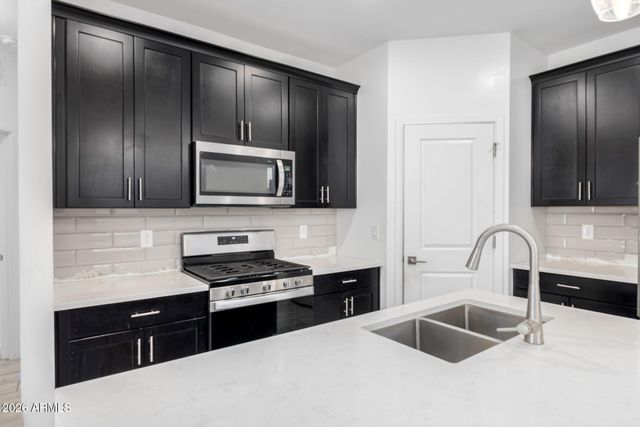 13466 N 142ND Drive, Surprise, AZ 85379