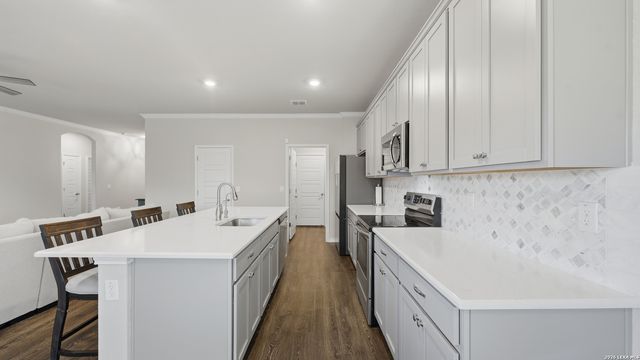 266 ROLLING HLS, New Braunfels, TX 78130