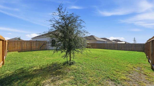 266 ROLLING HLS, New Braunfels, TX 78130