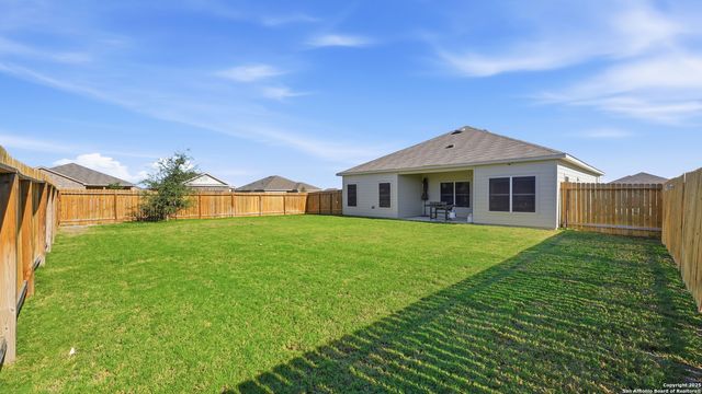 266 ROLLING HLS, New Braunfels, TX 78130