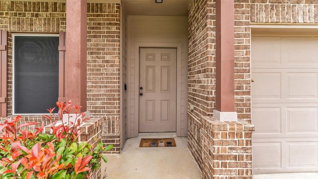 9903 Wood Wind Court, Baytown, TX 77521