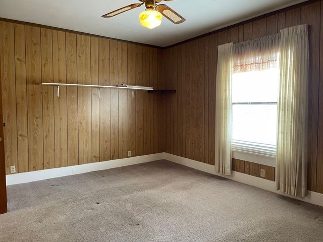 903 Plainview Road, Seymour, TX 76380