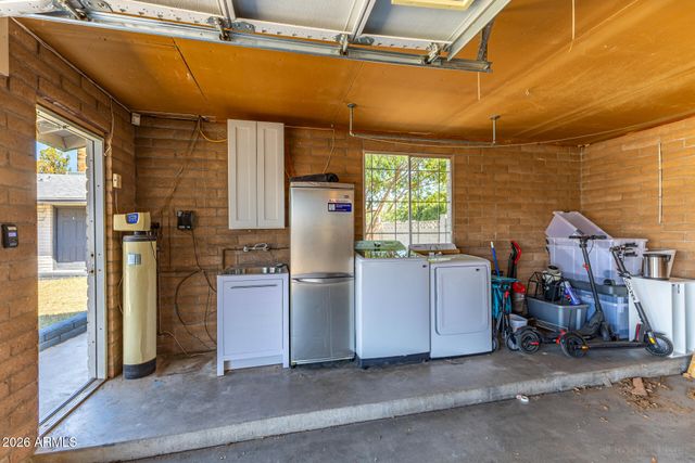 2419 W SHAW BUTTE Drive, Phoenix, AZ 85029