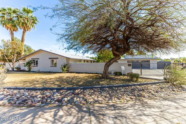 2419 W SHAW BUTTE Drive, Phoenix, AZ 85029