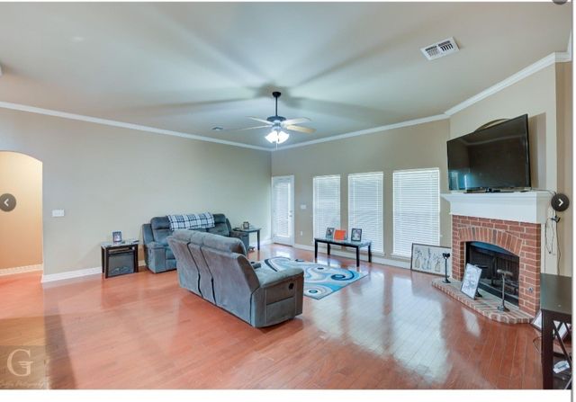 238 Avondale Lane, Bossier City, LA 71112