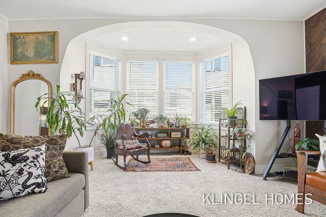 308 Franklin Street, Grand Haven City, MI 49417