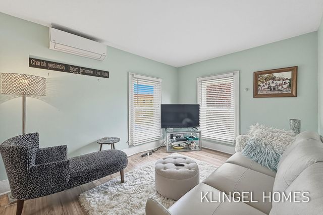 308 Franklin Street, Grand Haven City, MI 49417