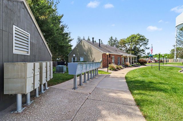732 Pinckney Court, Comstock Park, MI 49321
