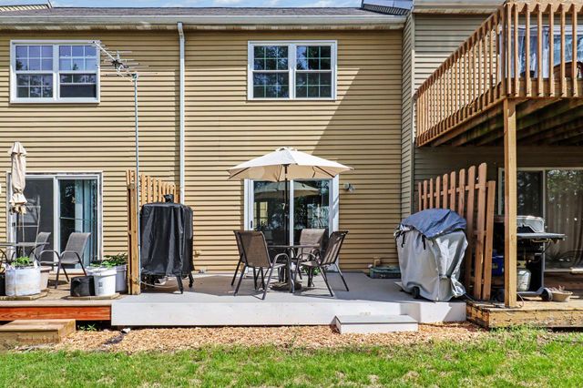 732 Pinckney Court, Comstock Park, MI 49321