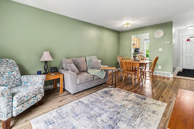 732 Pinckney Court, Comstock Park, MI 49321