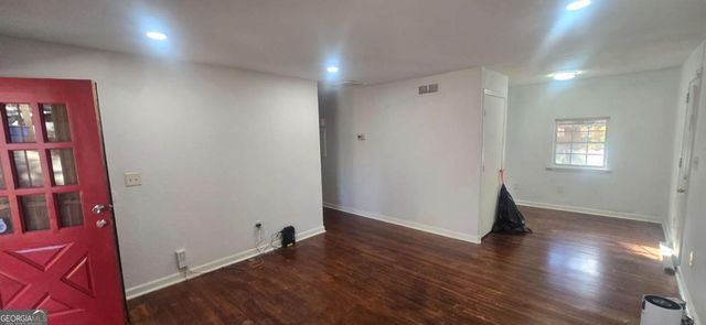 2596 Dale Creek Drive NW, Atlanta, GA 30318