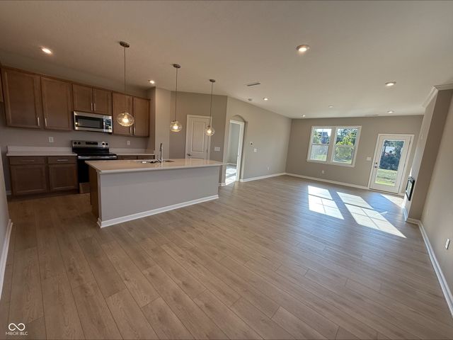 7410 Broadview Lane, Mccordsville, IN 46055