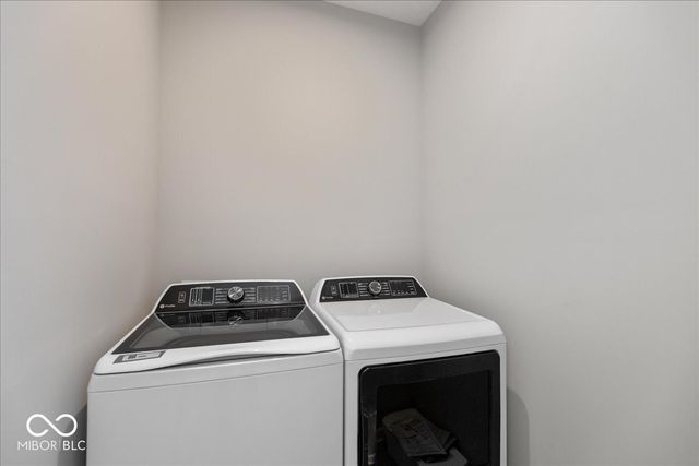 7410 Broadview Lane, Mccordsville, IN 46055