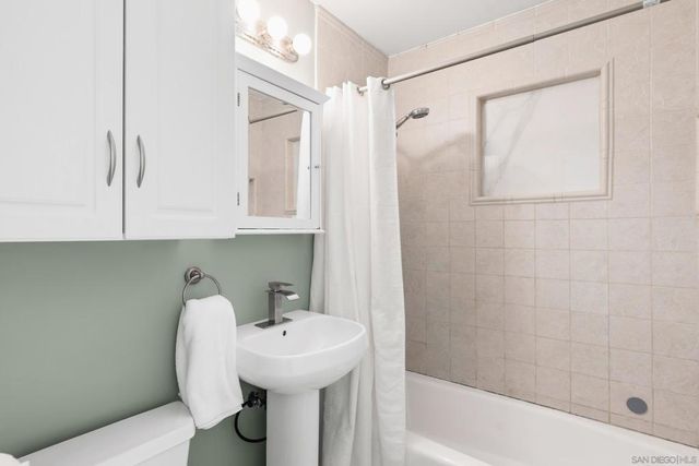 4689 Tonopah Ave, San Diego, CA 92110