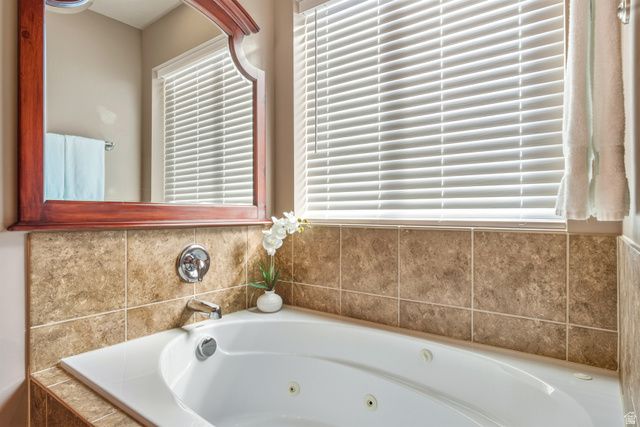 310 S HERITAGE DR, Vernal, UT 84078