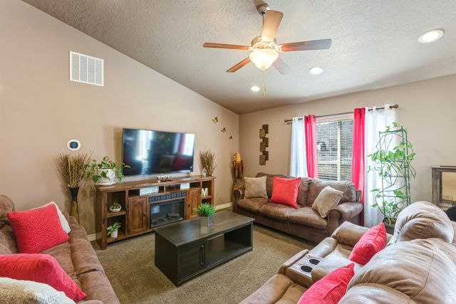 310 S HERITAGE DR, Vernal, UT 84078