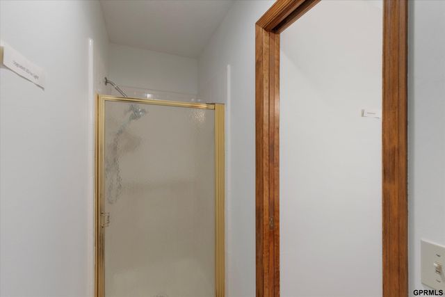 12712 S 28th Avenue, Bellevue, NE 68123