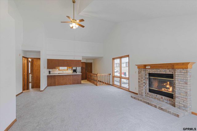 12712 S 28th Avenue, Bellevue, NE 68123