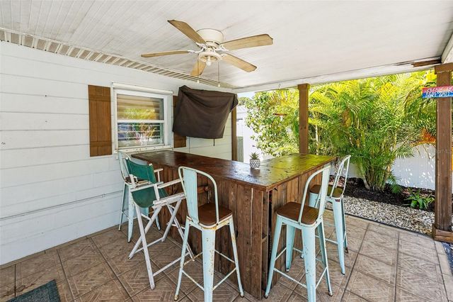 9703 48TH AVENUE N, St Petersburg, FL 33708