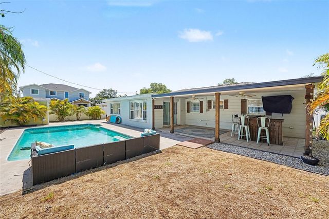 9703 48TH AVENUE N, St Petersburg, FL 33708