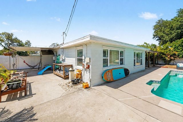 9703 48TH AVENUE N, St Petersburg, FL 33708