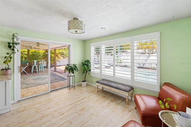 9703 48TH AVENUE N, St Petersburg, FL 33708