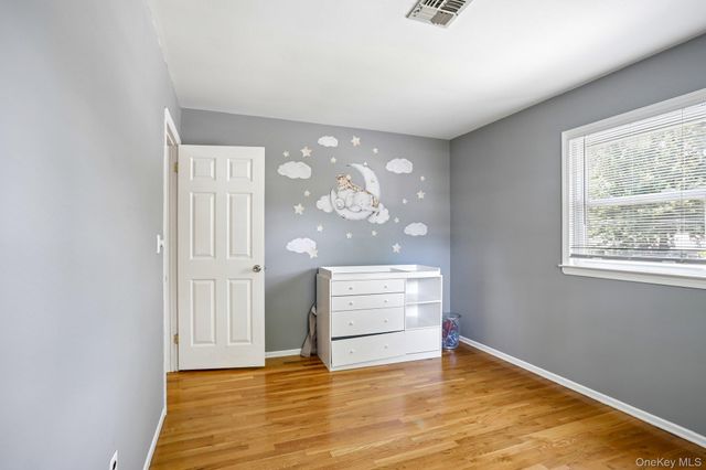 11 Harness Road, New City, NY 10956