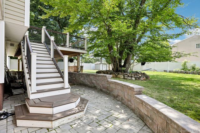 11 Harness Road, New City, NY 10956