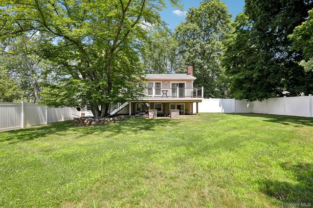 11 Harness Road, New City, NY 10956