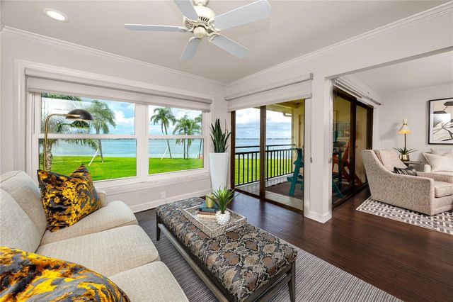 6177 SUN BOULEVARD 202, St Petersburg, FL 33715