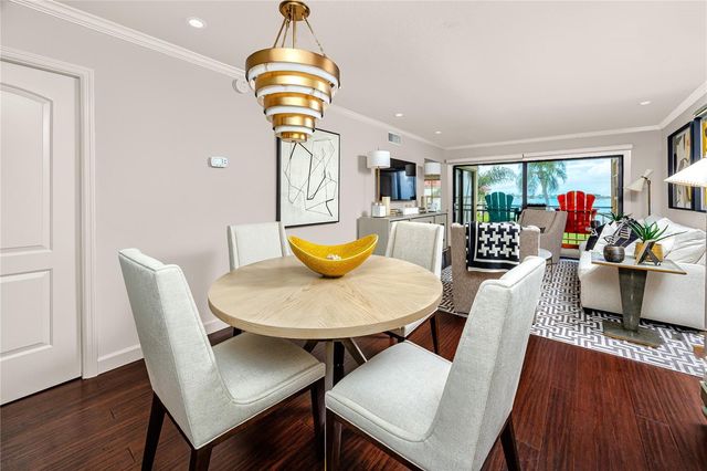 6177 SUN BOULEVARD 202, St Petersburg, FL 33715