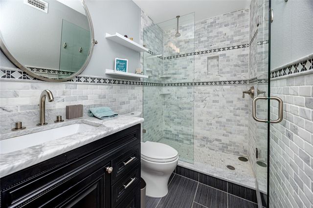 6177 SUN BOULEVARD 202, St Petersburg, FL 33715