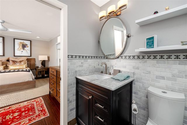 6177 SUN BOULEVARD 202, St Petersburg, FL 33715