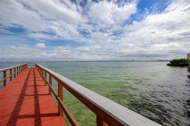 6177 SUN BOULEVARD 202, St Petersburg, FL 33715