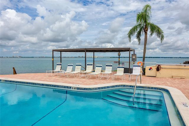 6177 SUN BOULEVARD 202, St Petersburg, FL 33715