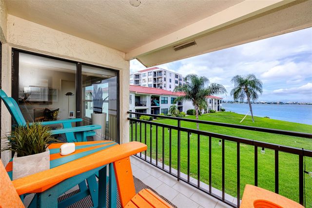 6177 SUN BOULEVARD 202, St Petersburg, FL 33715